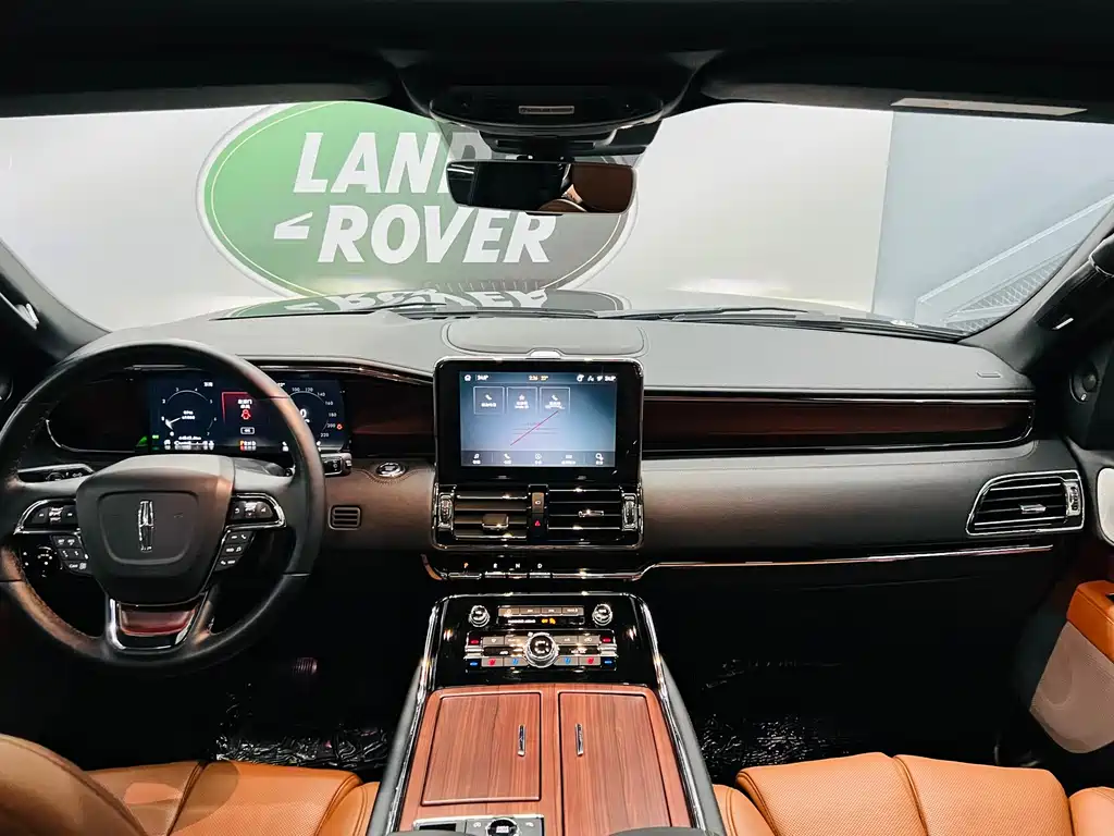 Lincoln Navigator — миниатюра 15