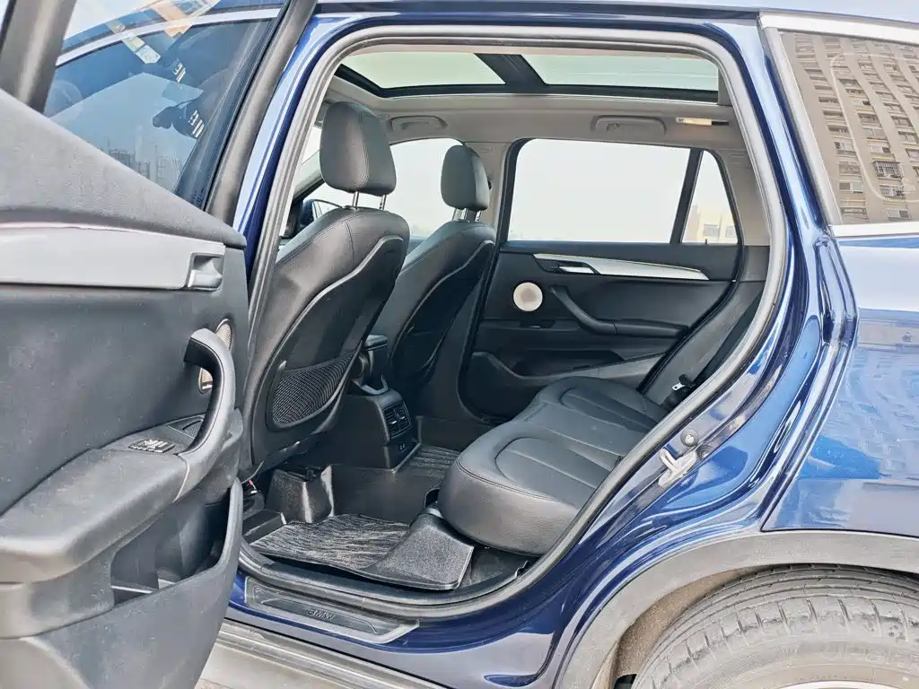 BMW X1 — миниатюра 17