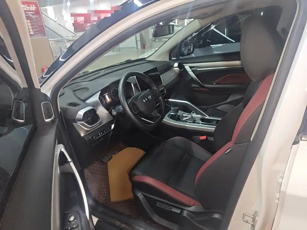 Geely Binyue — миниатюра 16