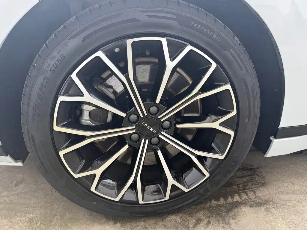 Zeekr 007GT — миниатюра 7
