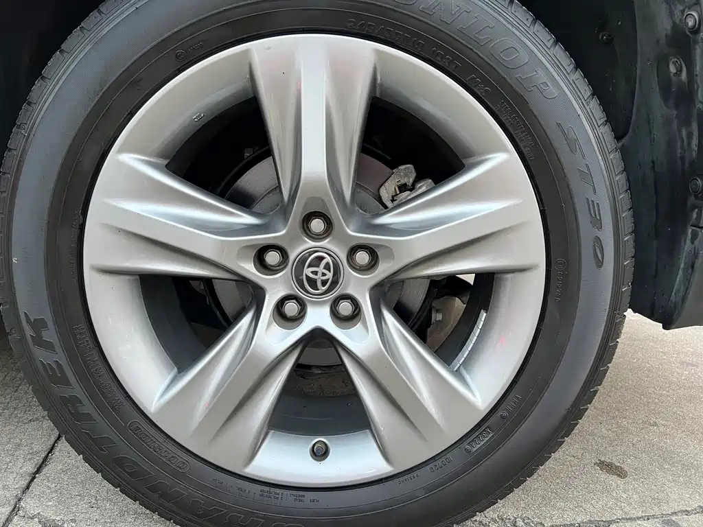 Toyota Highlander — миниатюра 10