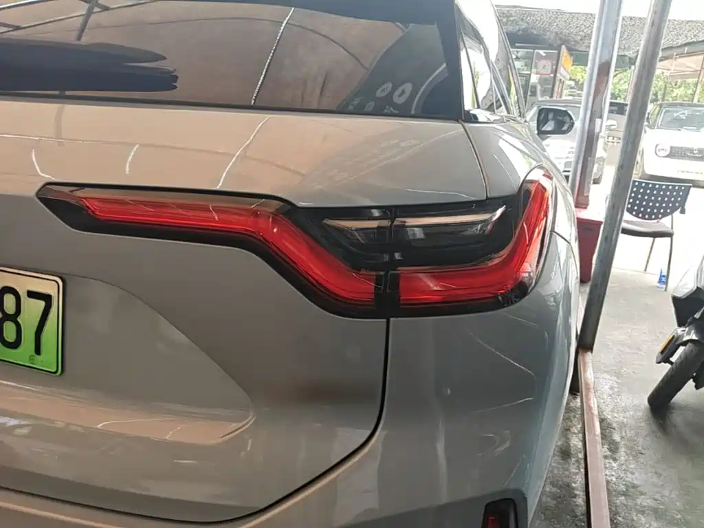 NIO ES6 — миниатюра 8
