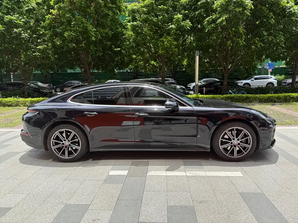 Porsche Panamera — миниатюра 4