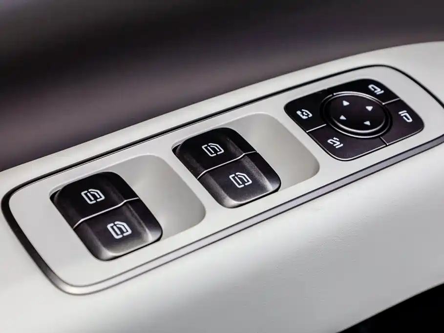 Li Auto Li i8 — миниатюра 25