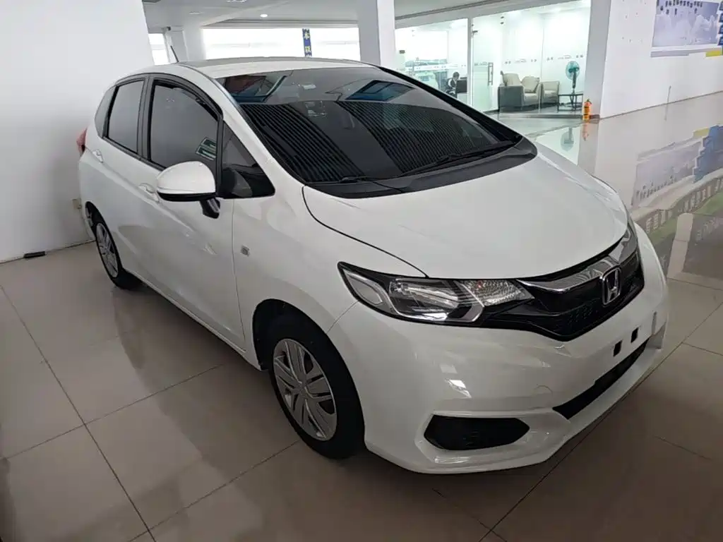 Honda Fit — миниатюра 4