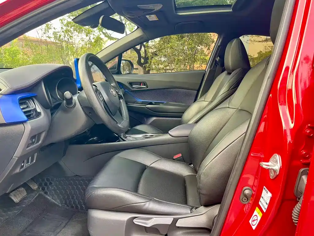 Toyota C-HR — миниатюра 5