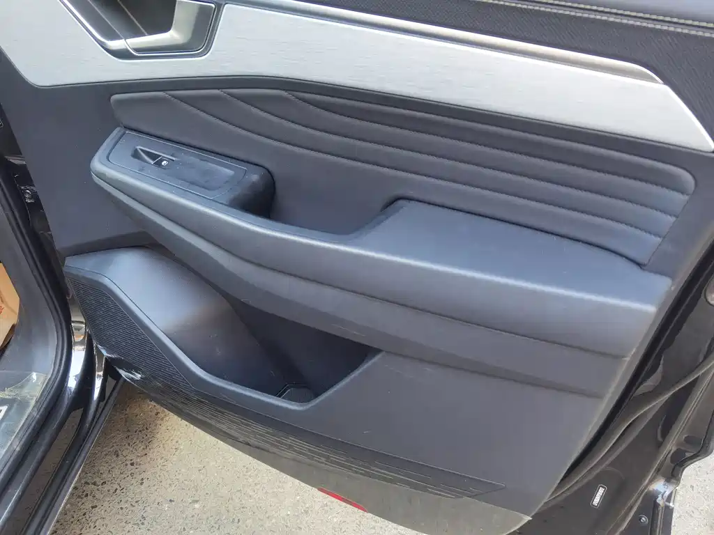 Volkswagen Talagon — миниатюра 14