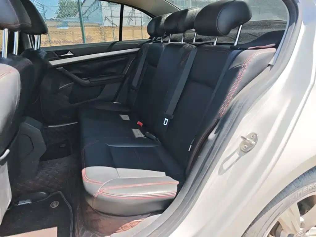 Volkswagen Lavida — миниатюра 17