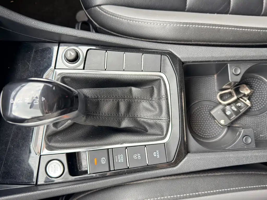 Volkswagen Sagitar — миниатюра 18