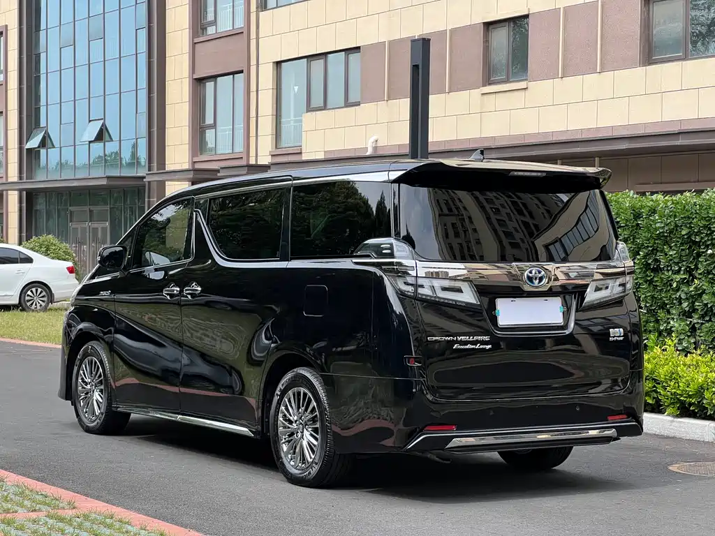 Toyota Vellfire 2023 2.5L HV