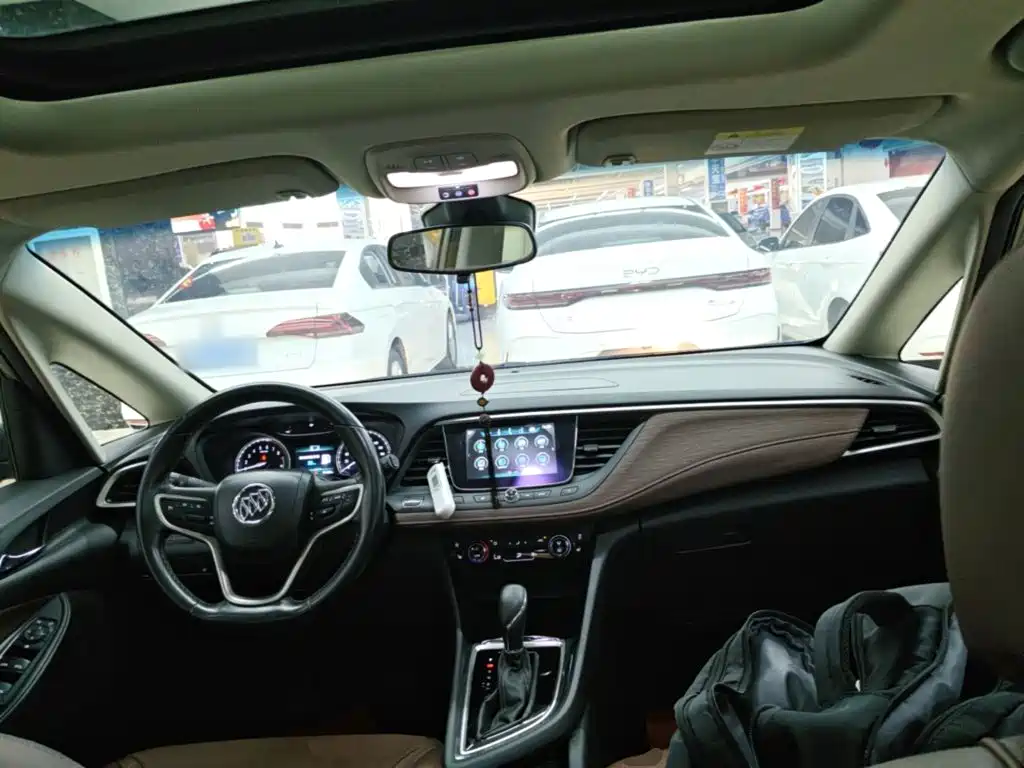 Buick GL6 — миниатюра 10