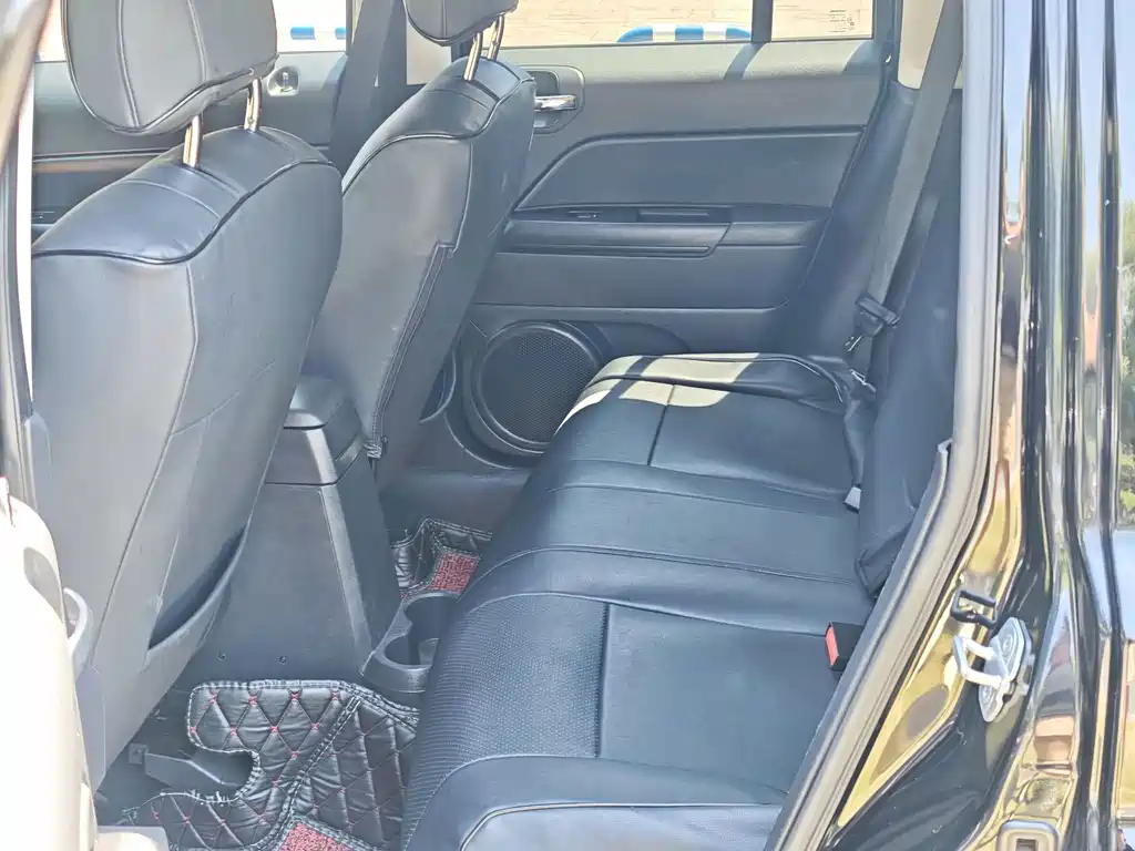 Jeep Patriot — миниатюра 10