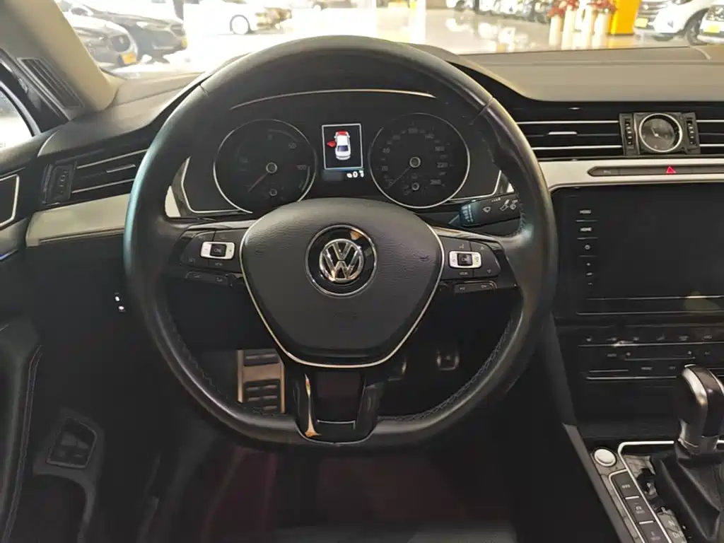 Volkswagen Magotan PHEV — миниатюра 11