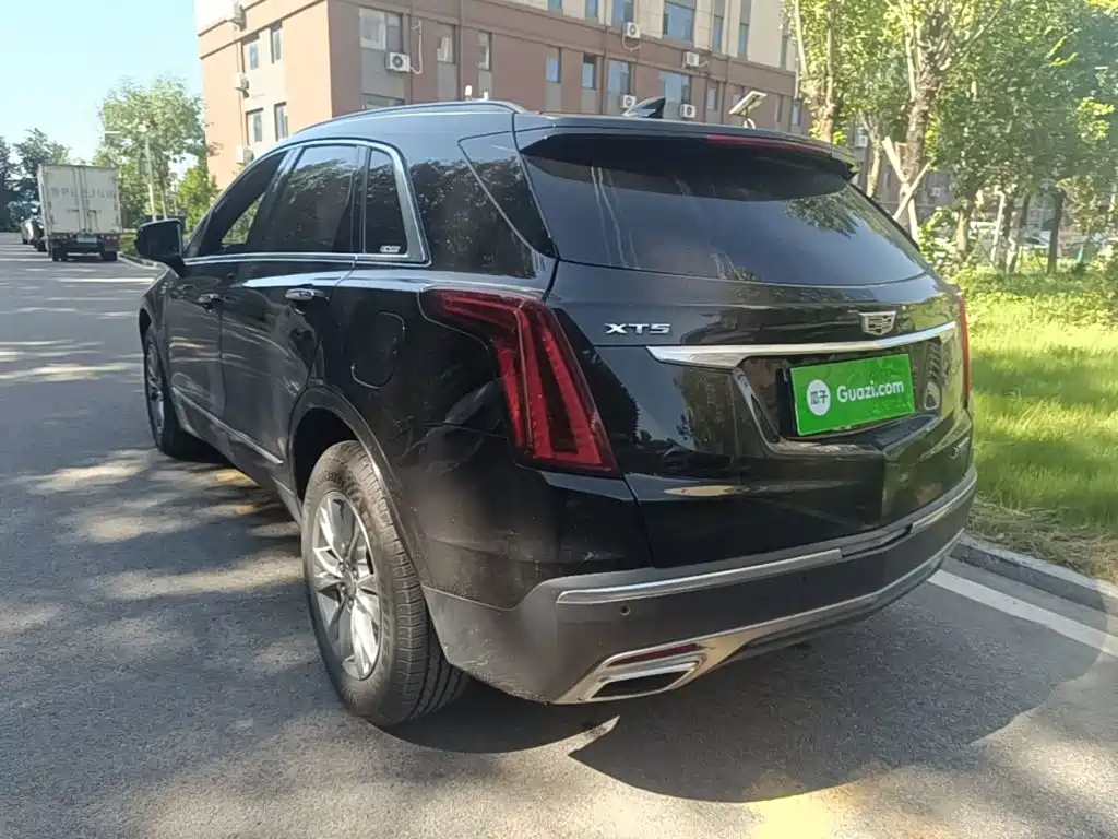 Cadillac XT5 — миниатюра 5