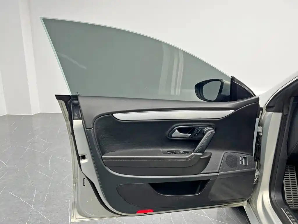 Volkswagen CC — миниатюра 13