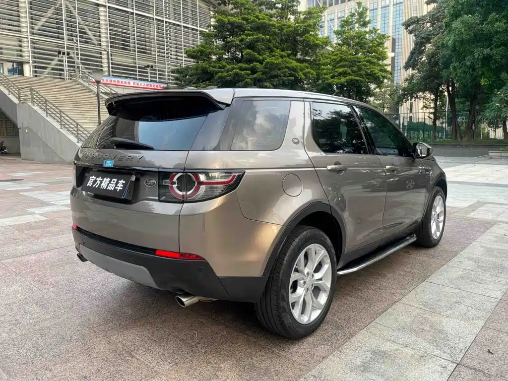 Land Rover Discovery Sport — миниатюра 5