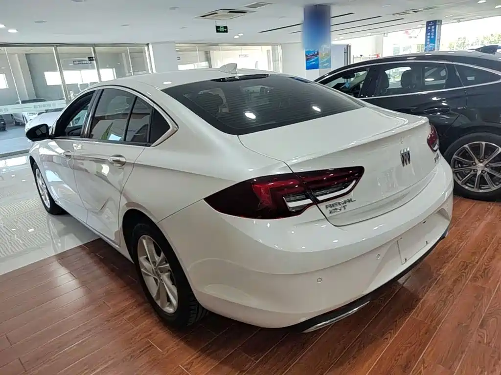 Buick Regal — миниатюра 5