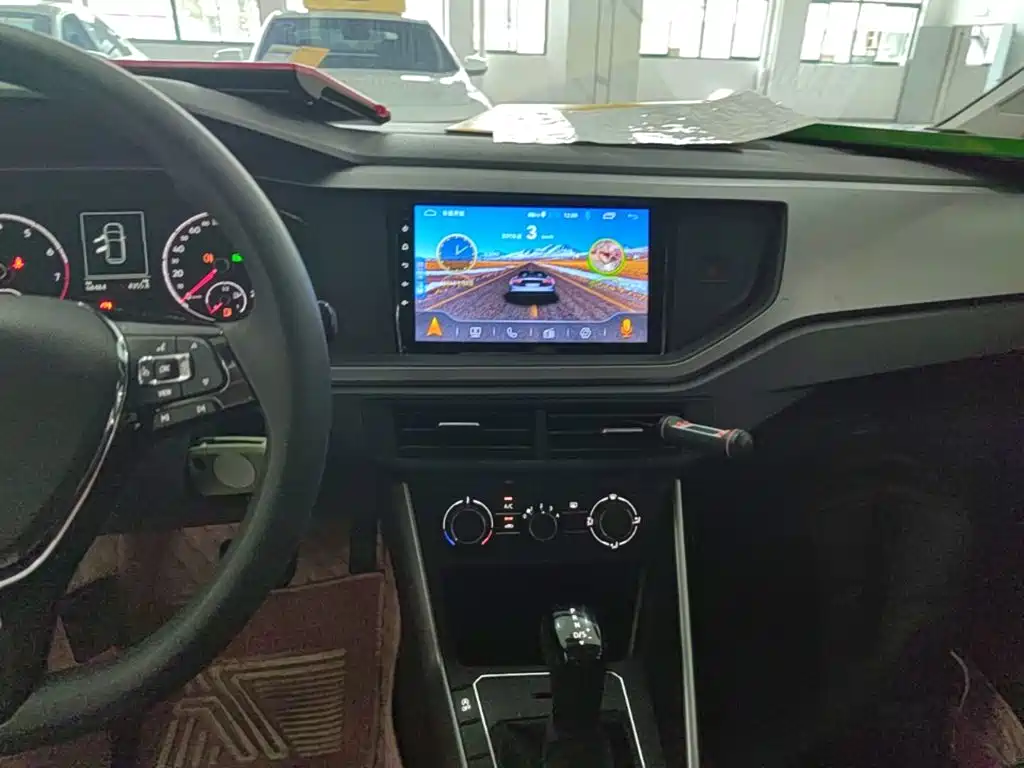 Volkswagen Polo — миниатюра 13