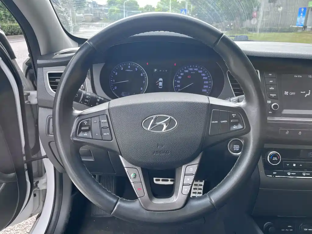 Hyundai Mistra — миниатюра 11