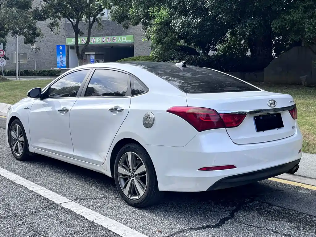 Hyundai Mistra — миниатюра 6