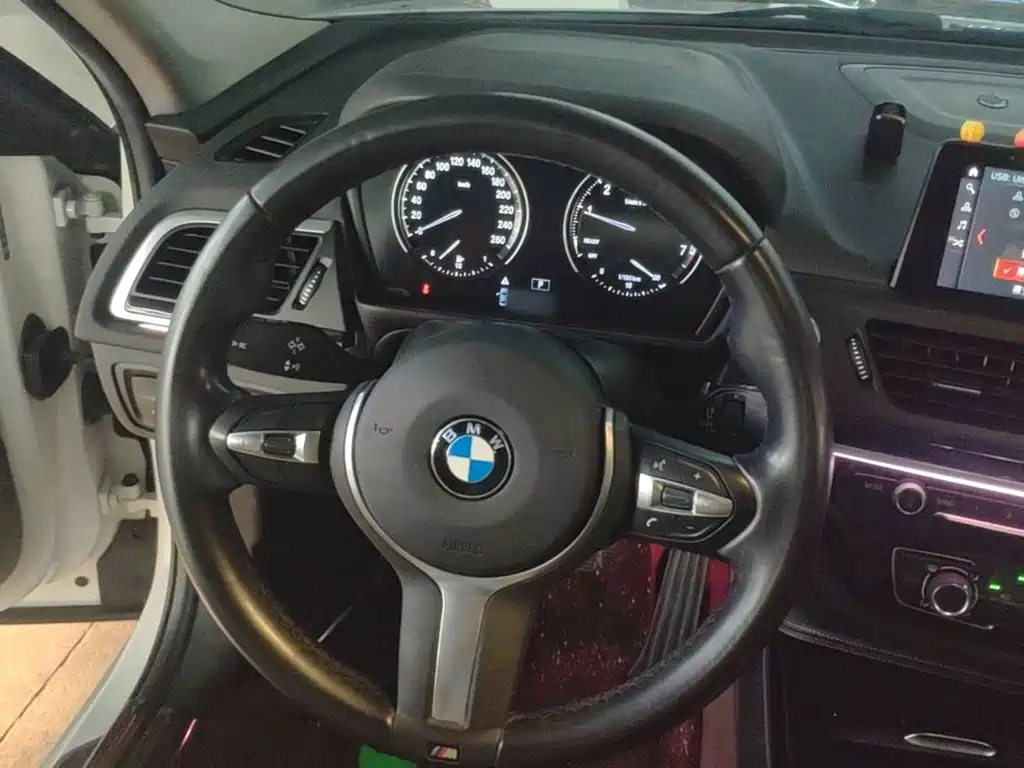 BMW 1 Series — миниатюра 11