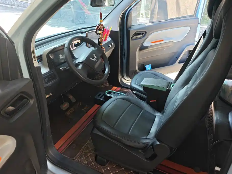 Wuling MINIEV — миниатюра 9
