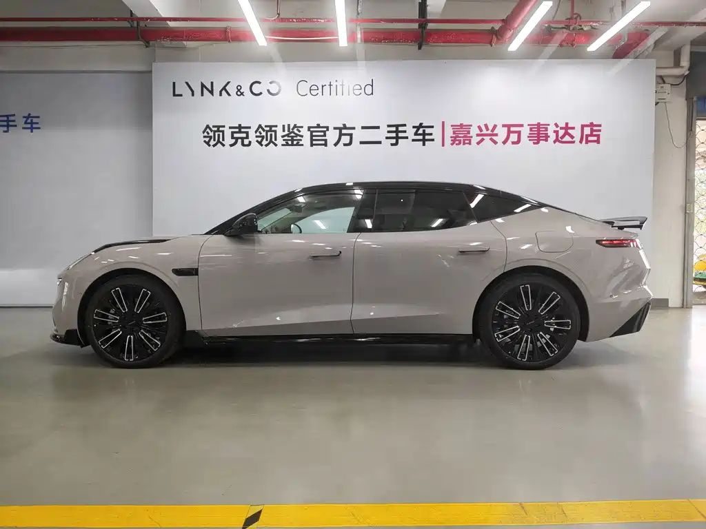 Lynk & Co 10 — миниатюра 11