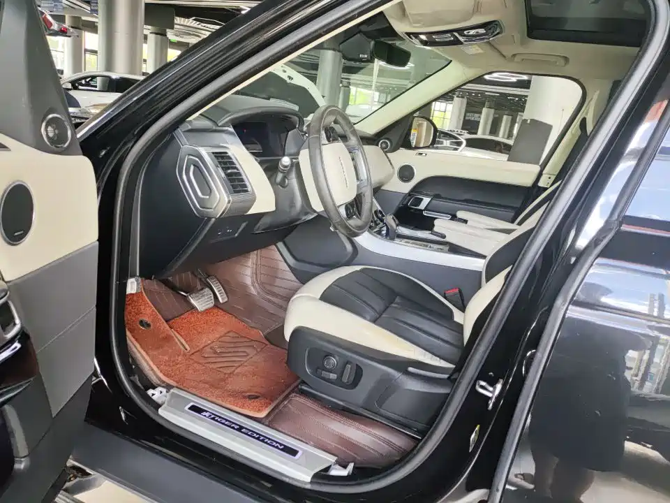 Land Rover Sport — миниатюра 7