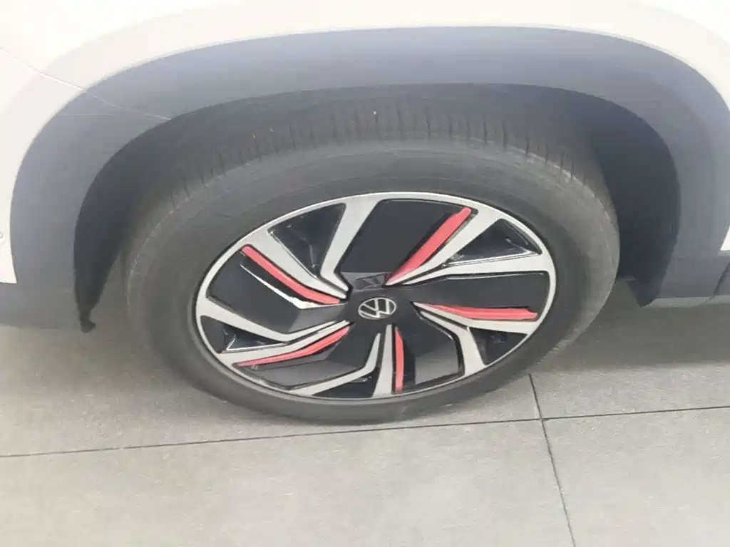 Volkswagen Tharu — миниатюра 23