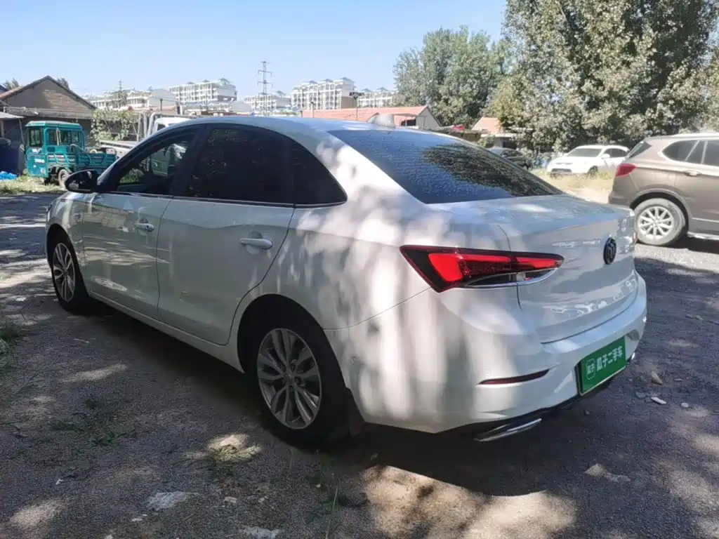 Buick Excelle — миниатюра 5
