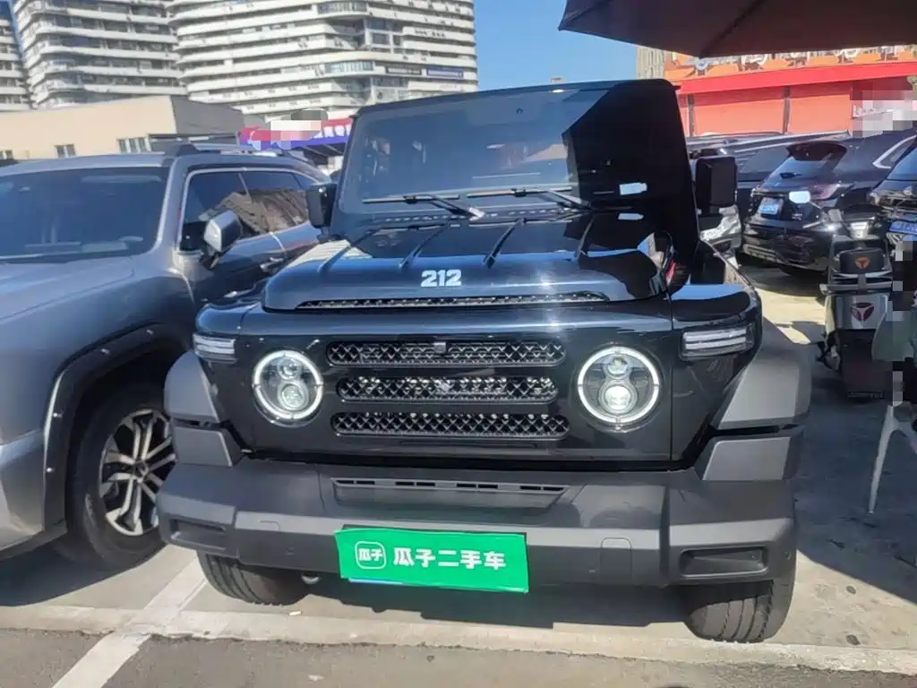 212 212 T01 — миниатюра 3