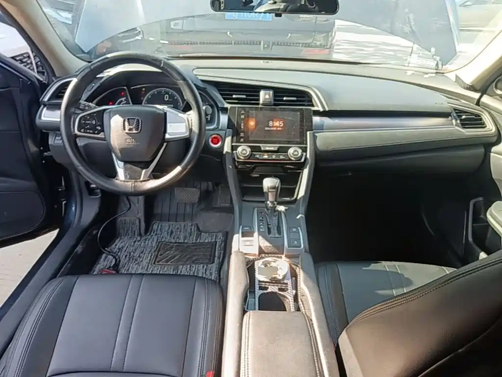 Honda Civic — миниатюра 10