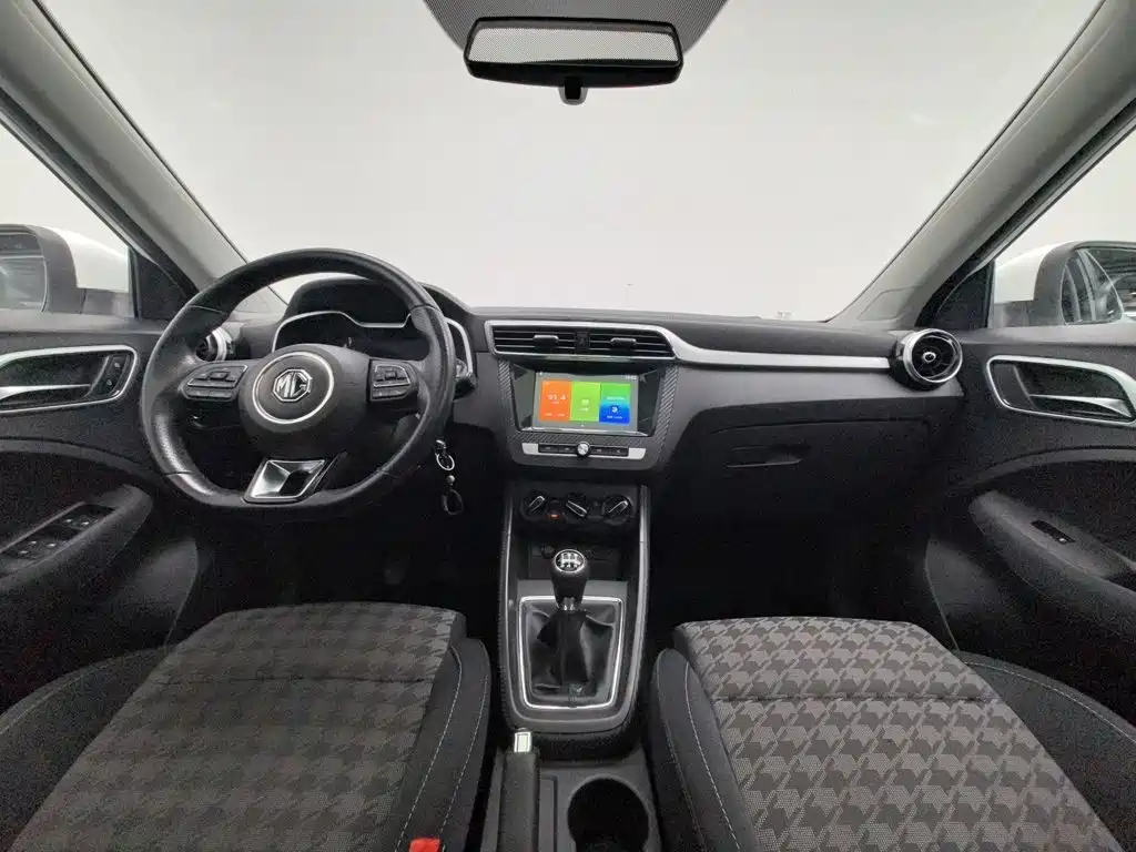 MG ZS — миниатюра 5