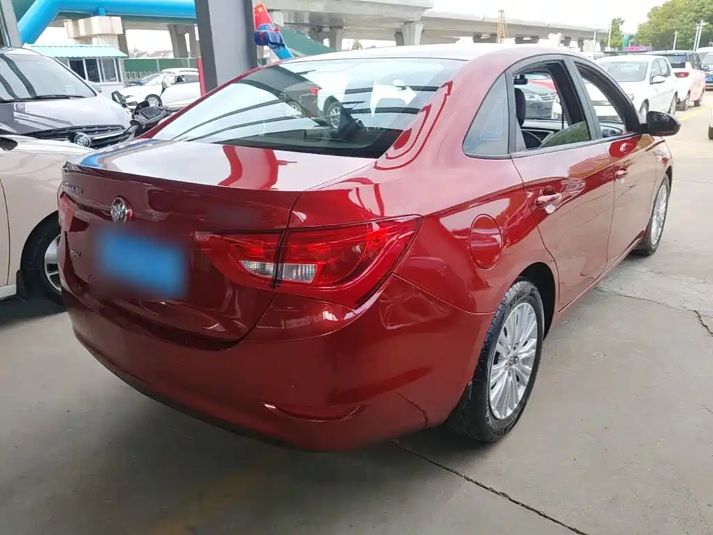 Buick Excelle — миниатюра 7