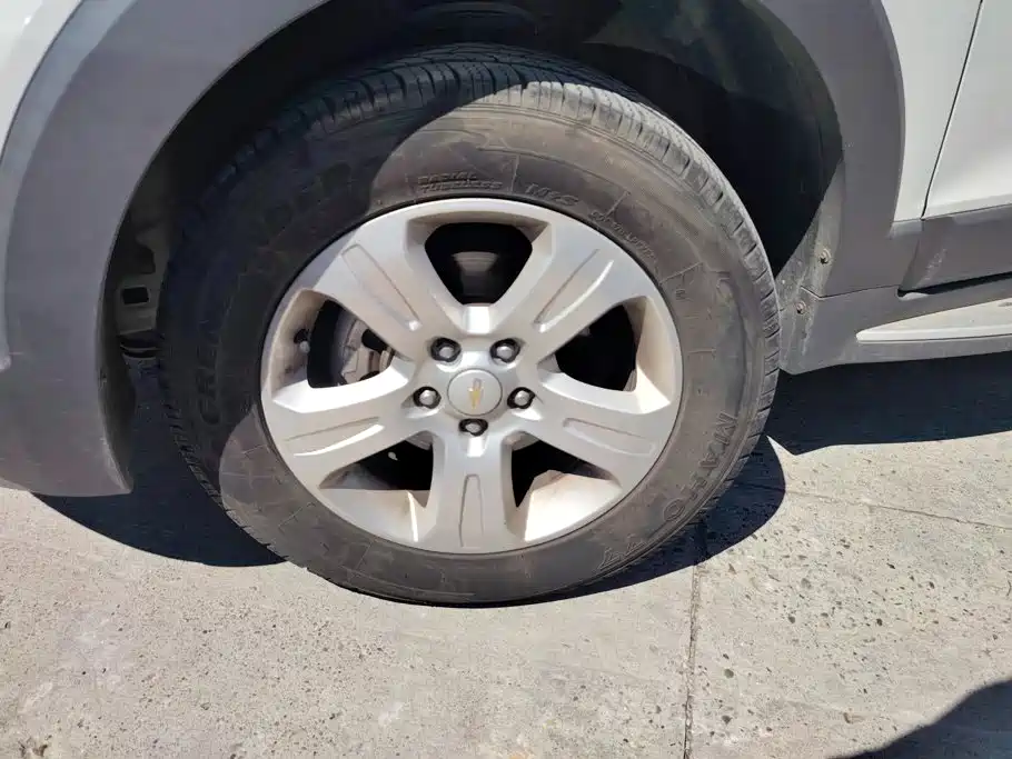 Chevrolet Captiva — миниатюра 6