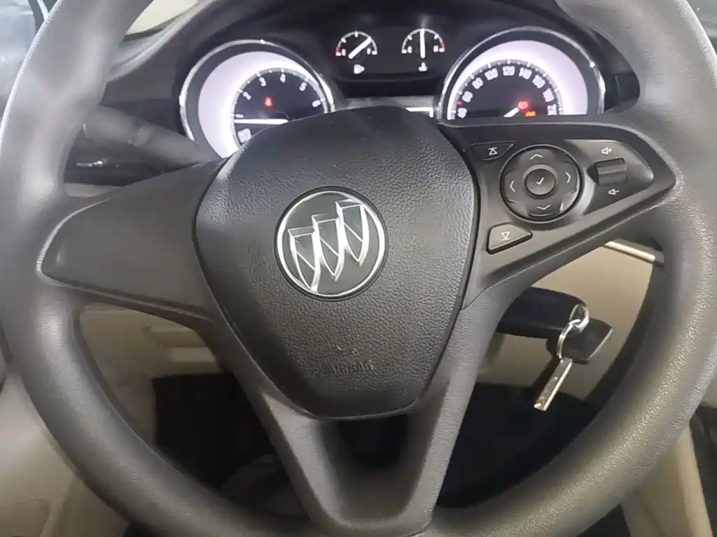 Buick Verano — миниатюра 11