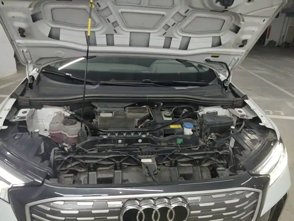 Audi Q4 e-tron — миниатюра 20