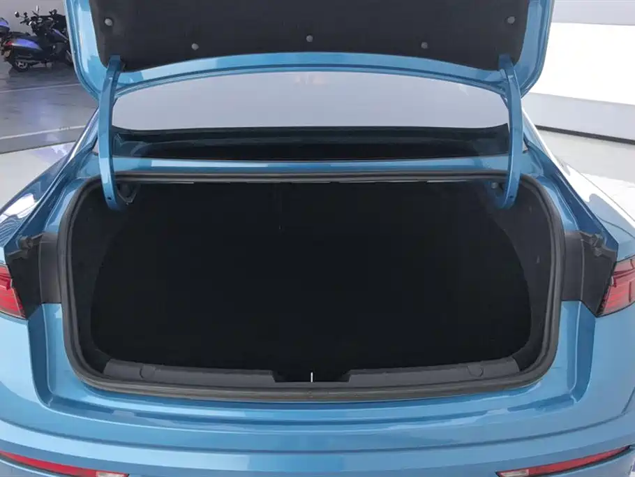 Geely Preface 2021 2.0TD