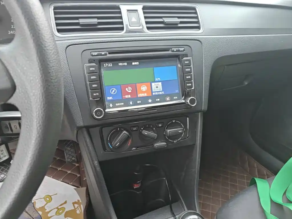 Volkswagen Santana — миниатюра 13