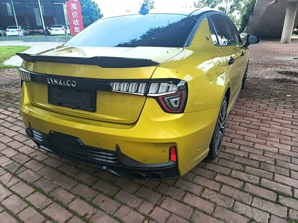 Lynk & Co 03 — миниатюра 9