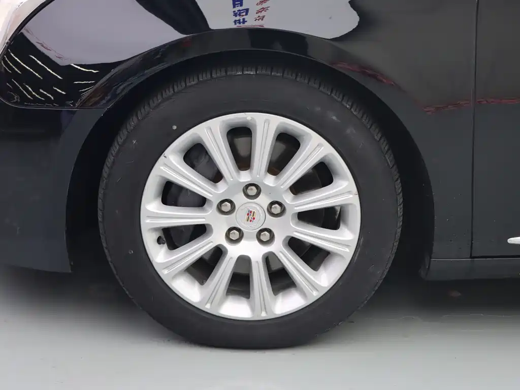 Cadillac XTS — миниатюра 4