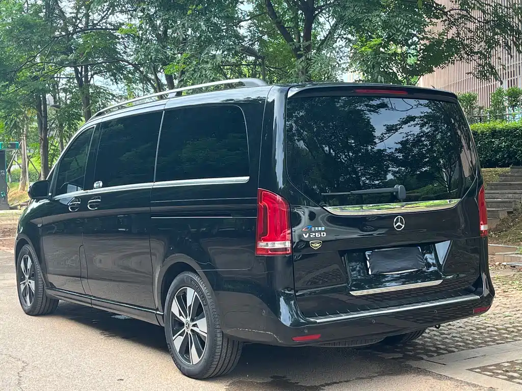 Mercedes-Benz V-Class — миниатюра 5