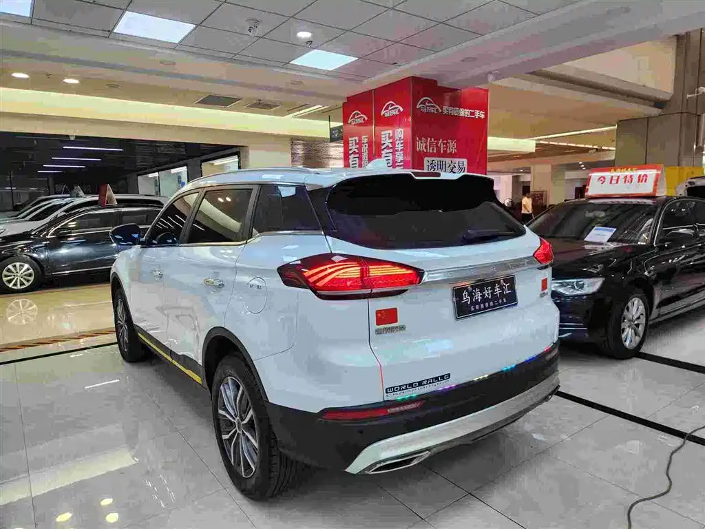 Geely Boyue — миниатюра 13