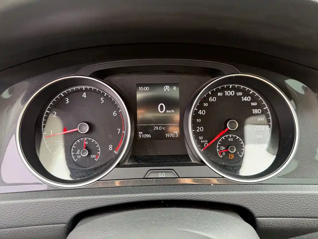 Volkswagen Golf — миниатюра 14