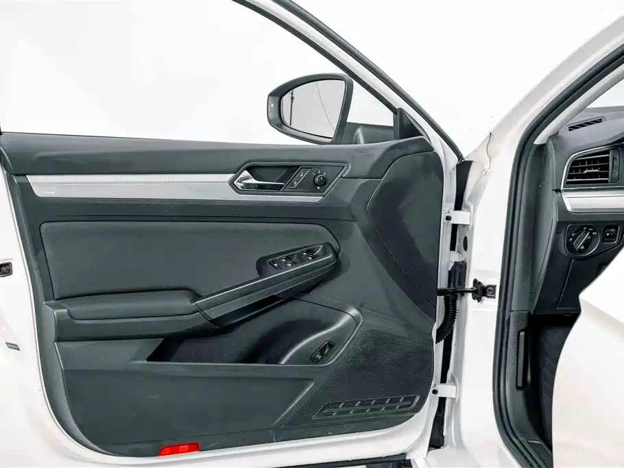 Volkswagen Lamando — миниатюра 15