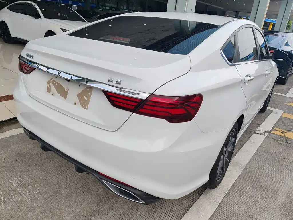 Geely Binrui — миниатюра 8