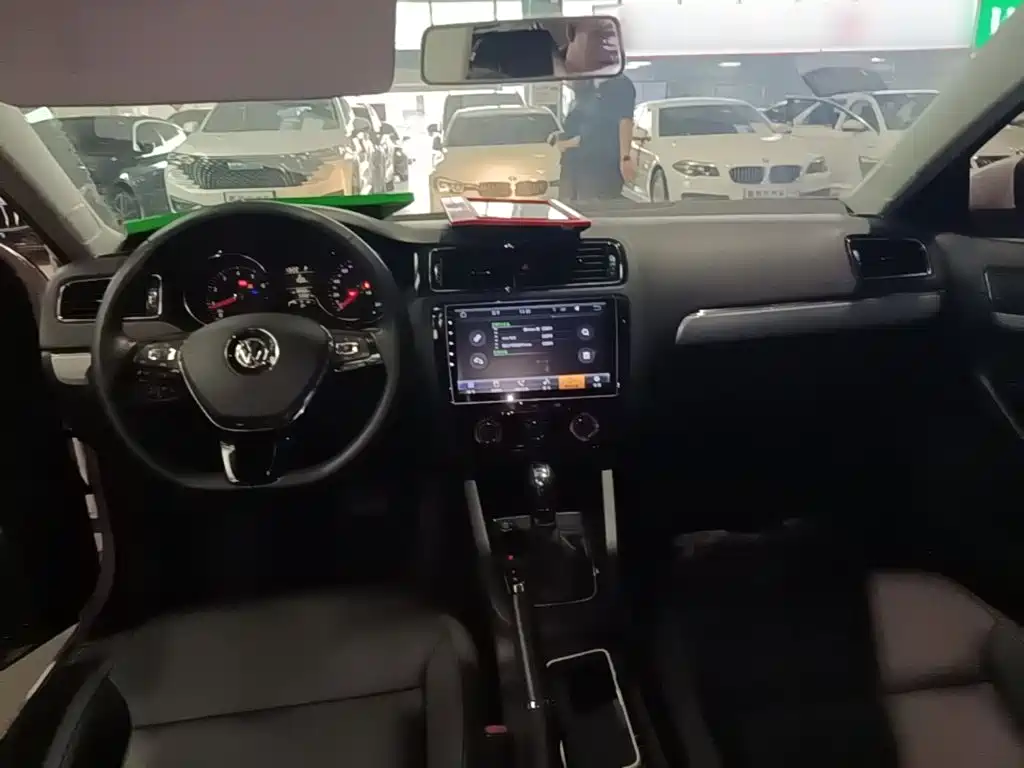 Volkswagen Sagitar — миниатюра 10