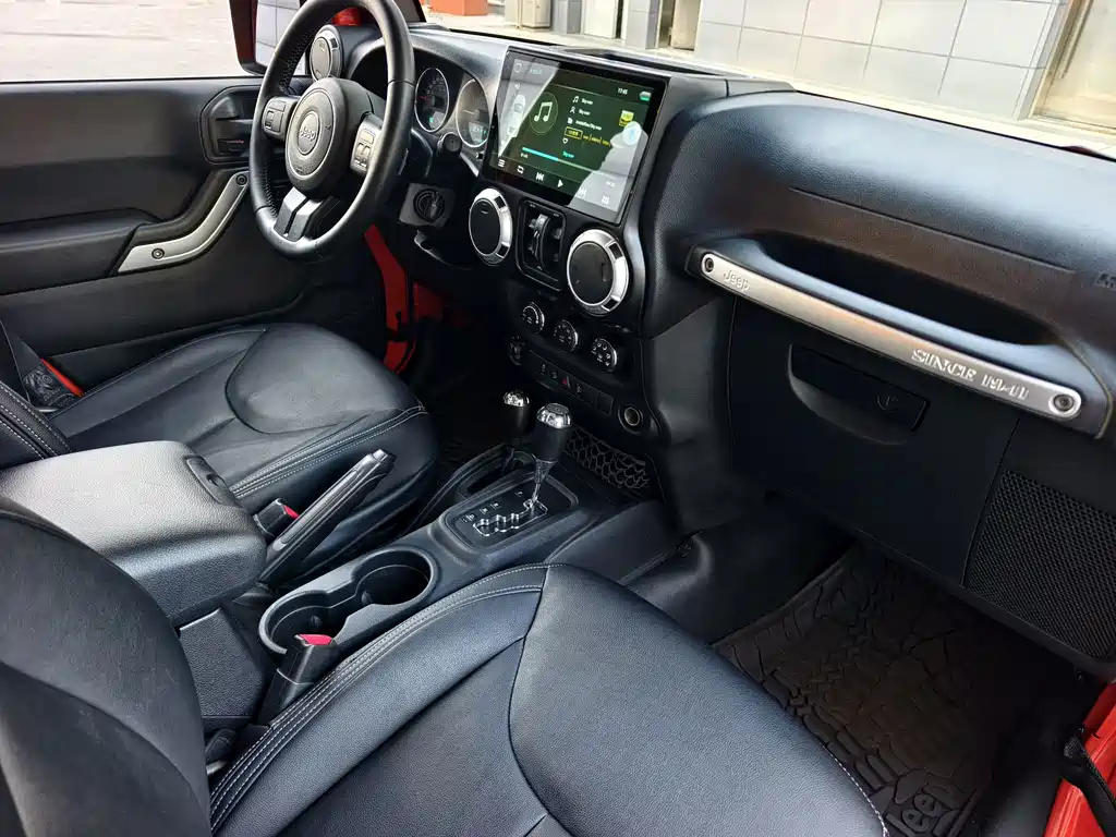 Jeep Wrangler — миниатюра 14