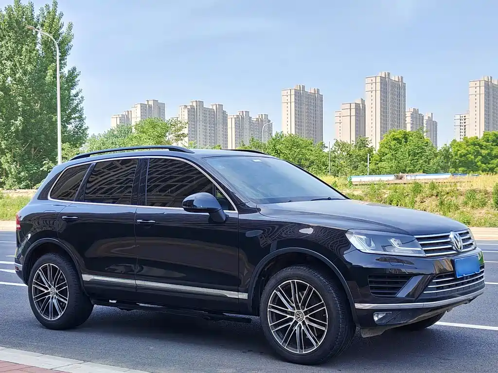 Volkswagen Touareg — миниатюра 3
