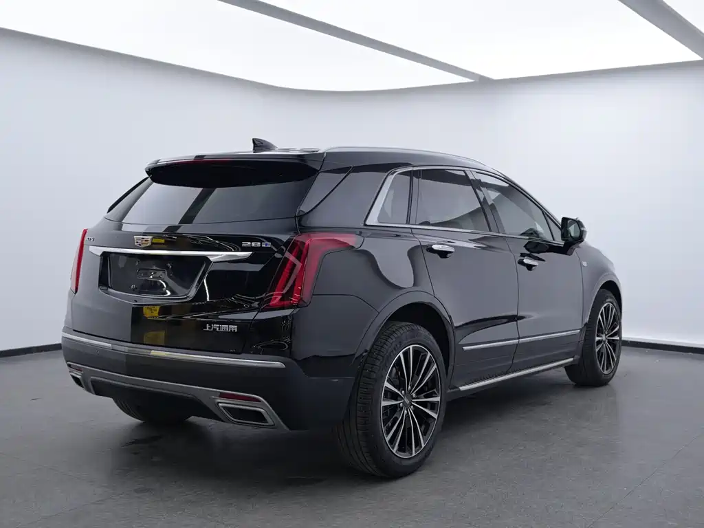 CADILLAC XT5